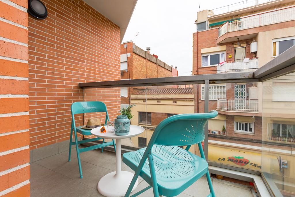 Apartamentos Cornellalux Cornellà de Llobregat Zewnętrze zdjęcie